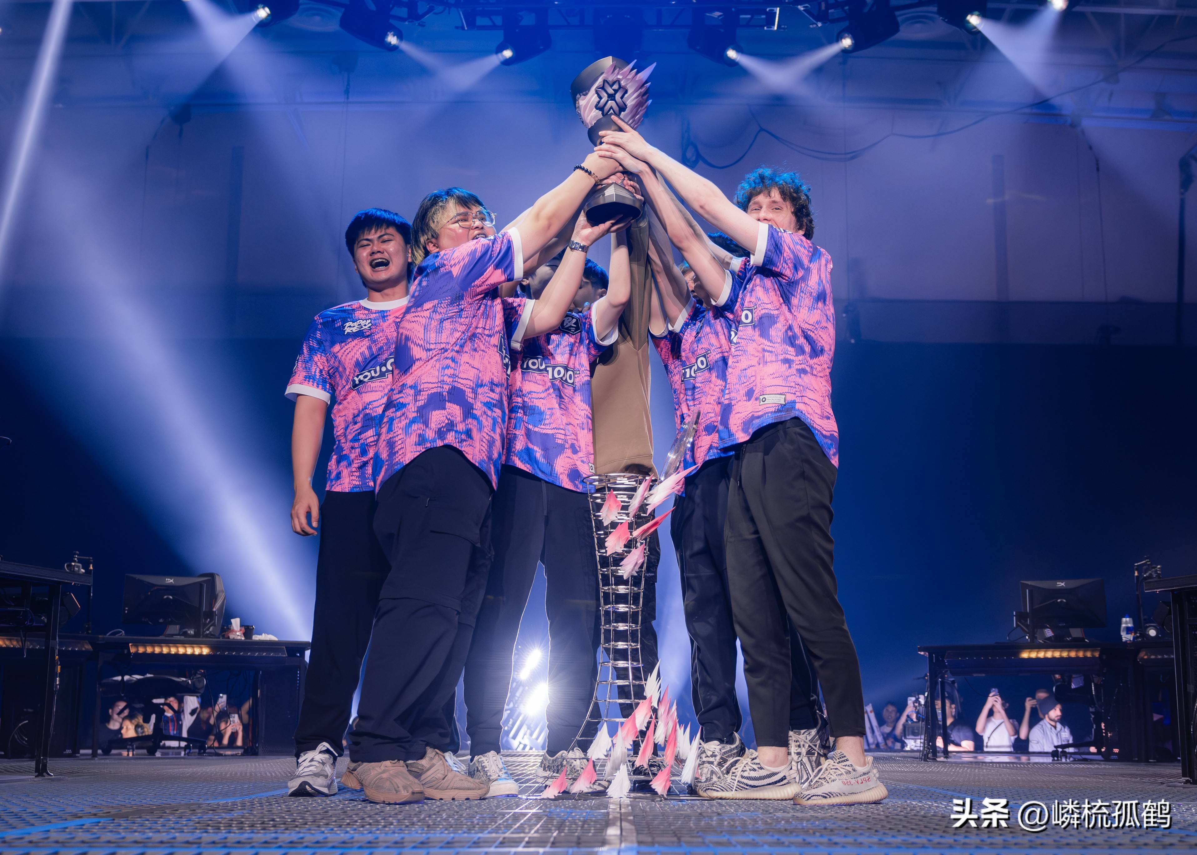 包含GEN力克FNC，Gumayusi开启传奇时刻峡谷大战淘汰赛，成为赛场最大亮点的词条