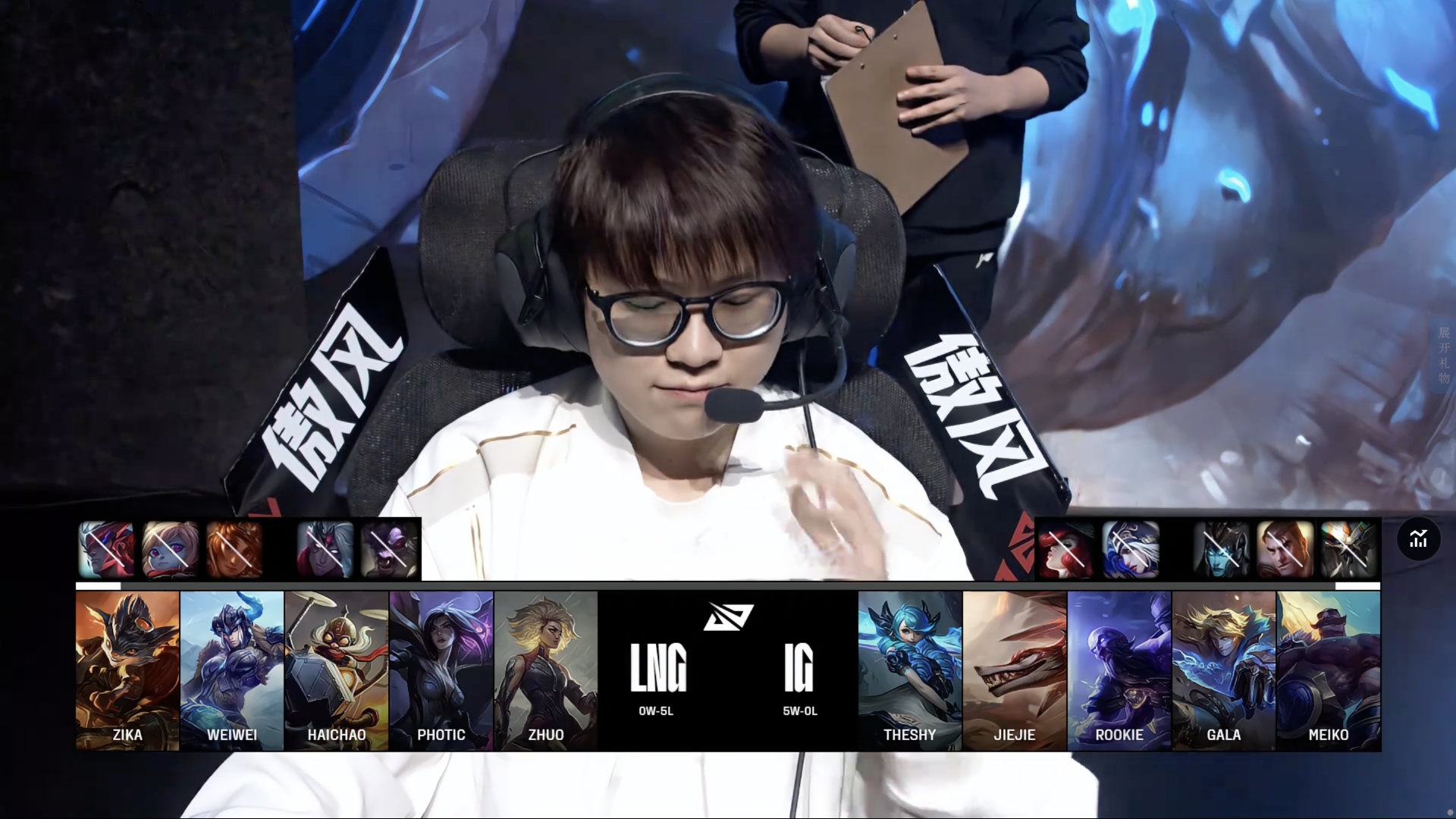 开云体育app-HLE血洗TSM，Perkz关键团战开团秒人峡谷大战小组赛，让粉丝疯狂欢呼