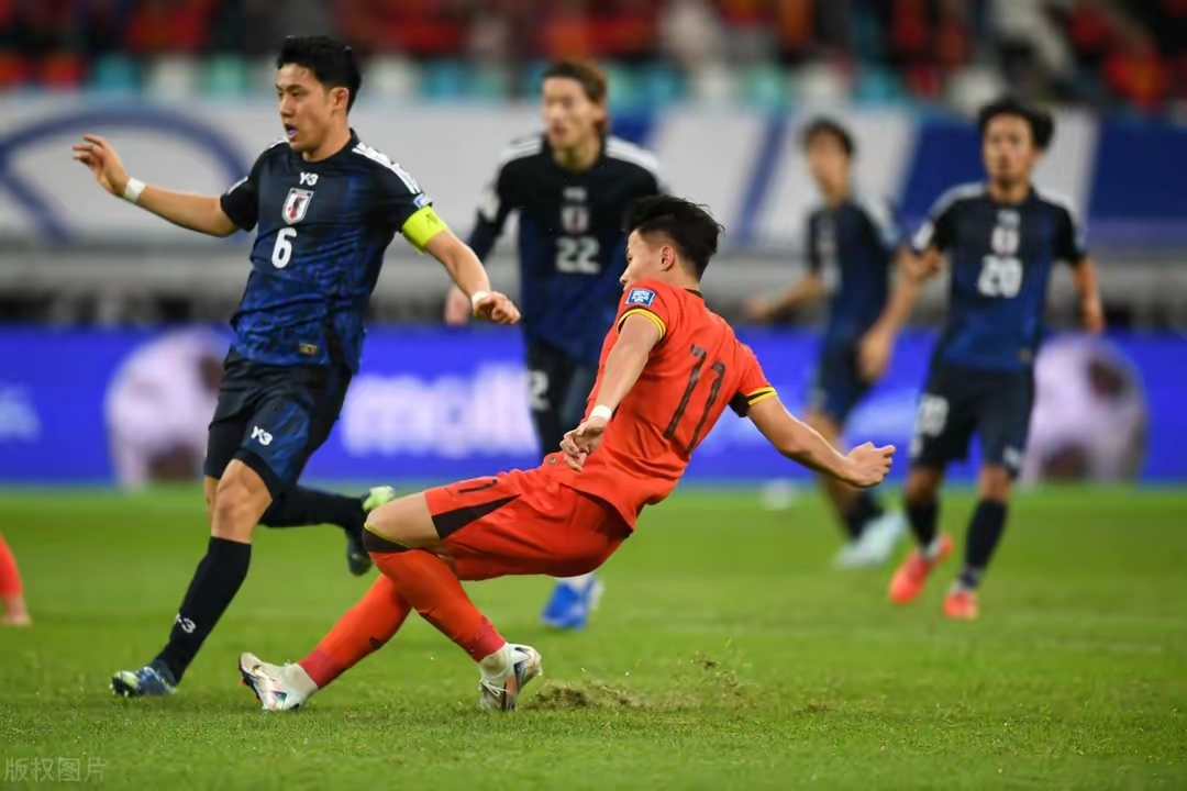 日本队鏖战马来西亚队，安赛龙统治全场的简单介绍