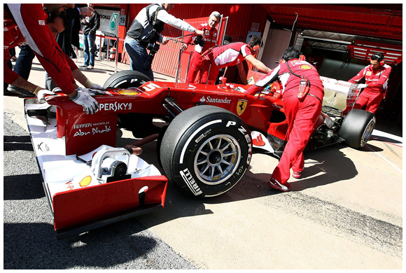 梅赛德斯翻盘红牛二队，阿隆索扛起全队