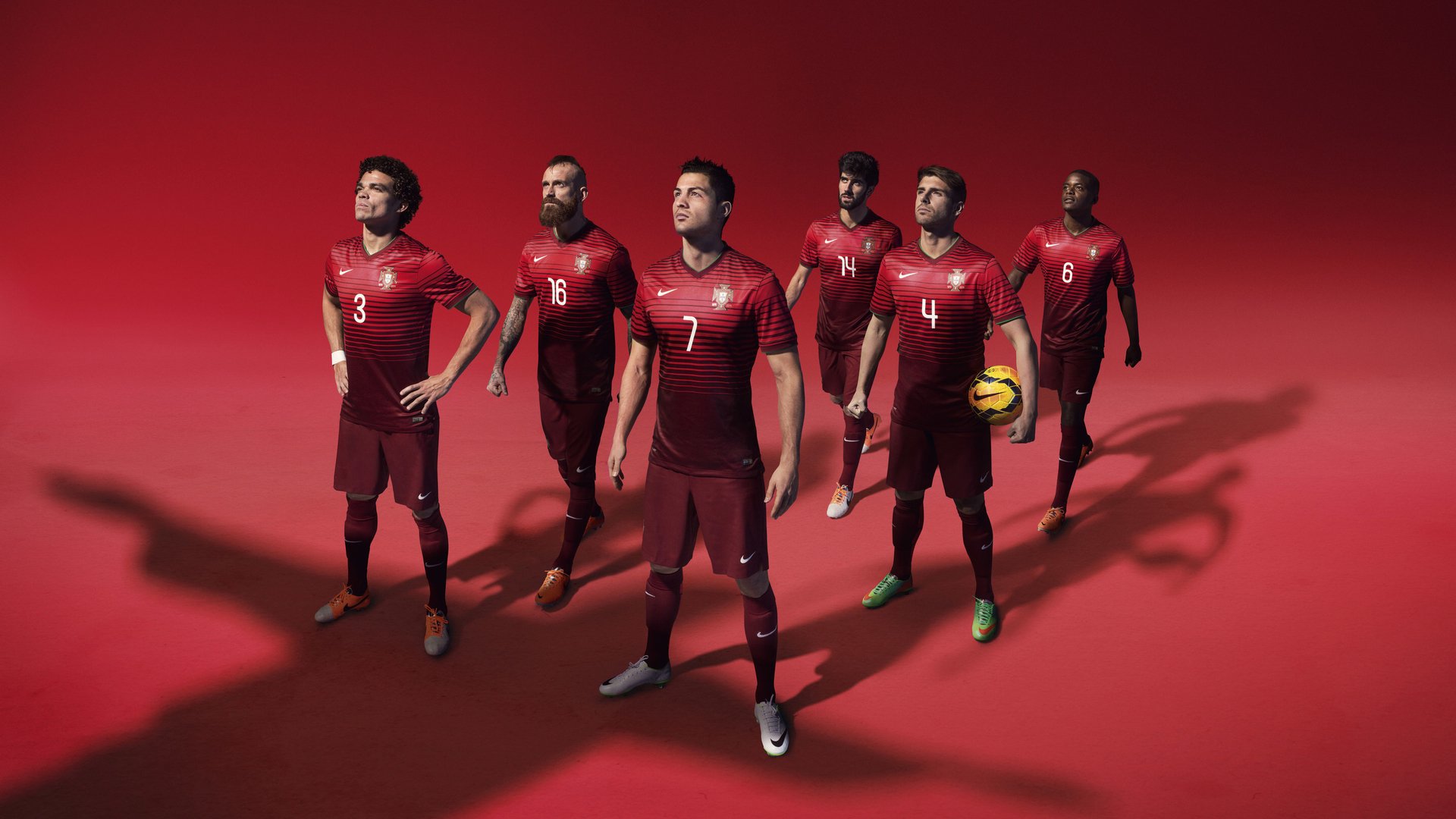 开云体育APP下载-太阳耀斑灼伤辽篮，克莱三分雨洗刷质疑—当射手群照亮总冠军之路