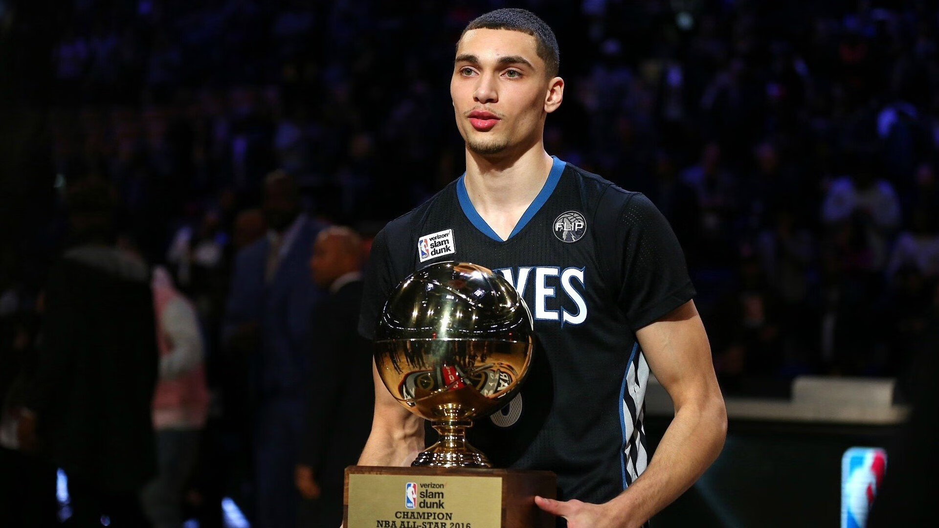 2026世界杯之夜,绝境神灯巴雷拉,一肩扛起蓝衣军团的天选之子