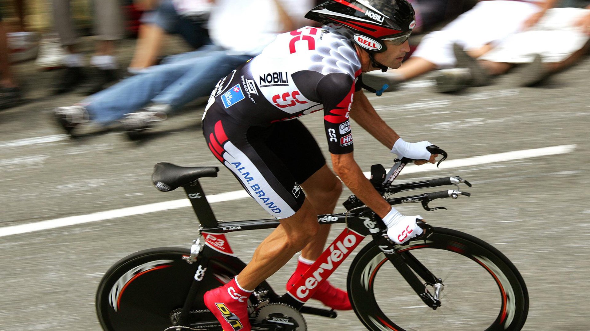 开云-生死战夜的无冕之王，布伦森以一己之力扼住西决战局咽喉